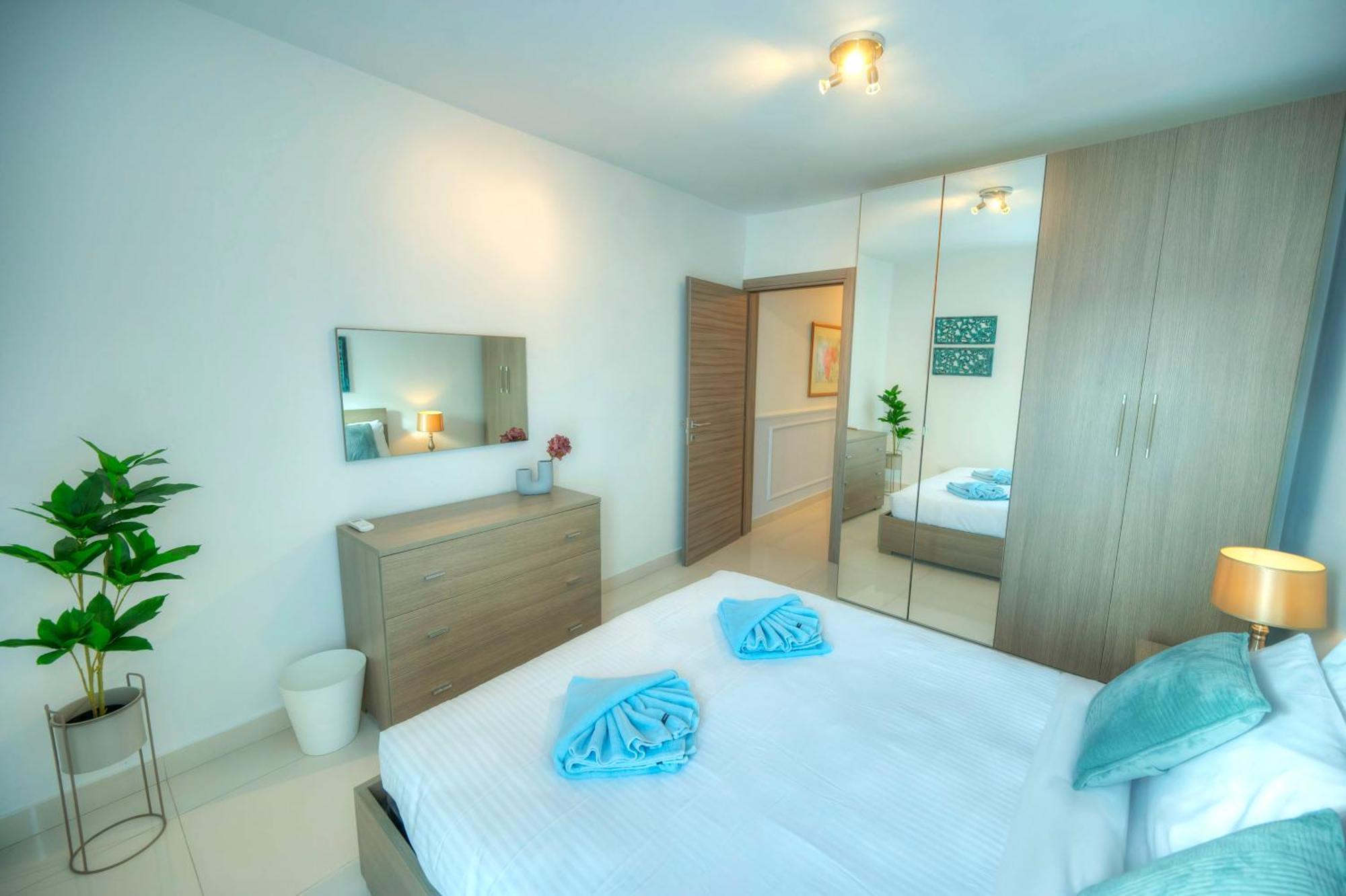 Modern, Large 3Bedroom, Spectacular Views Goslm-9 Sliema Kültér fotó